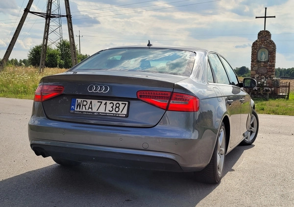 Audi A4 cena 43900 przebieg: 348000, rok produkcji 2012 z Pionki małe 704